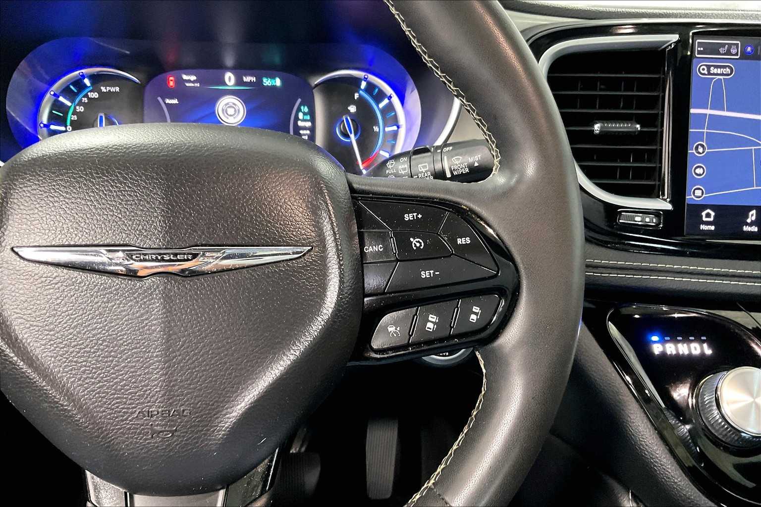 2022 Chrysler Pacifica Hybrid Limited - Photo 25