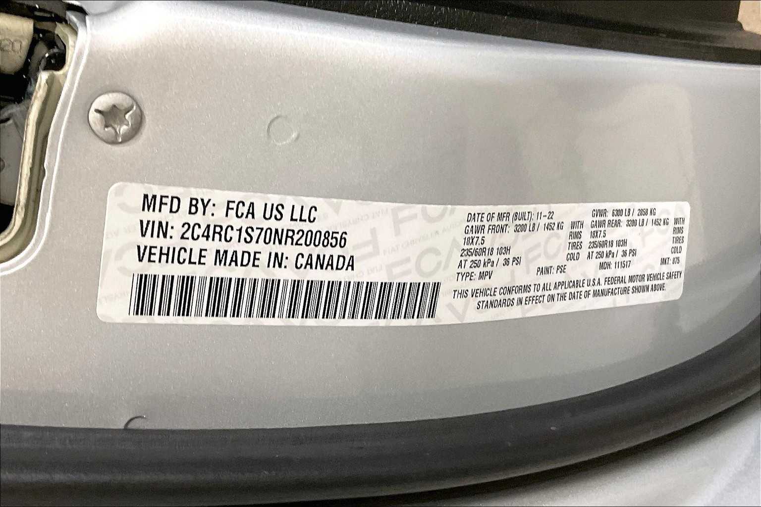 2022 Chrysler Pacifica Hybrid Limited - Photo 36