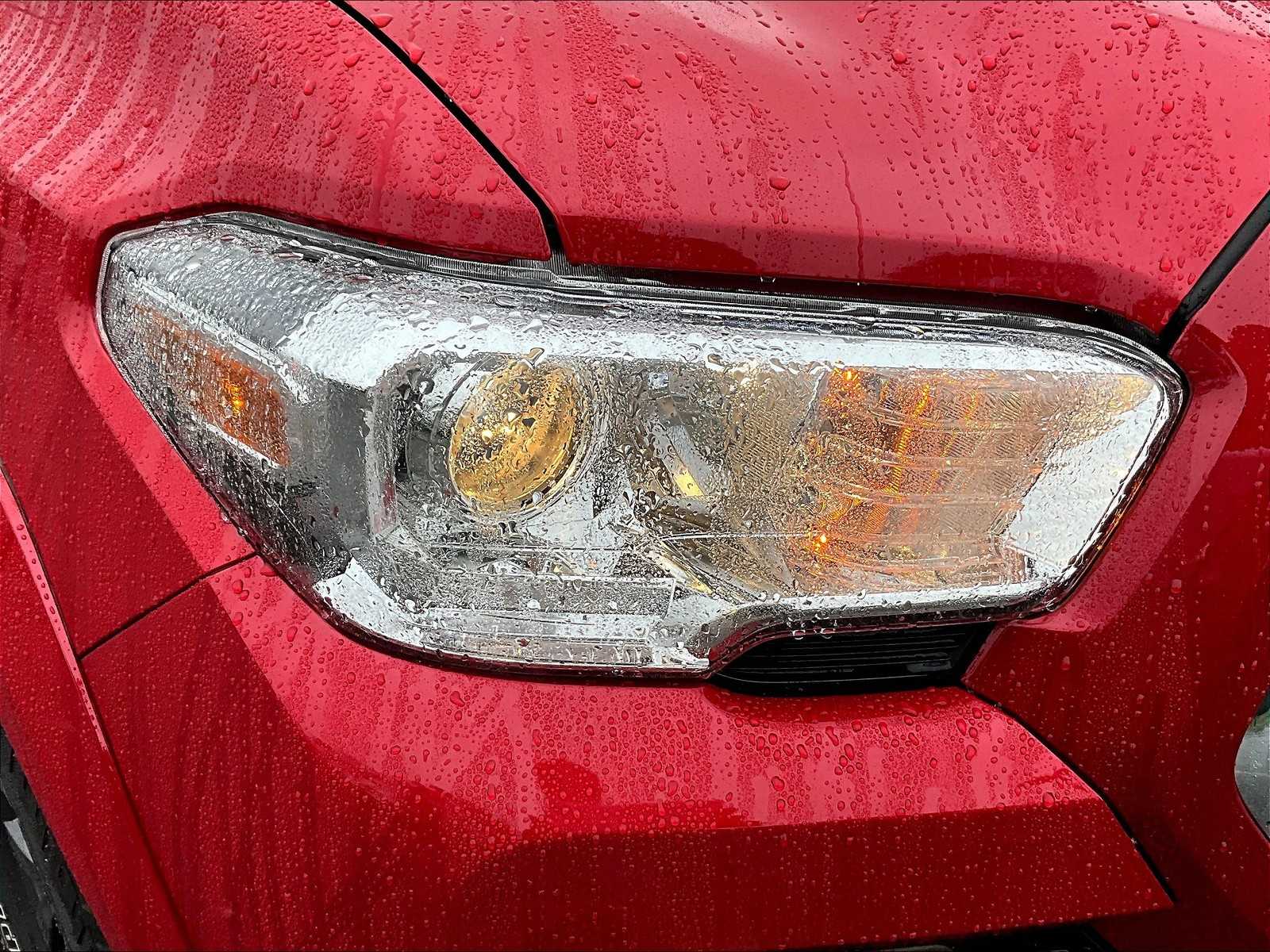 2020 Toyota Tacoma SR5 - Photo 33