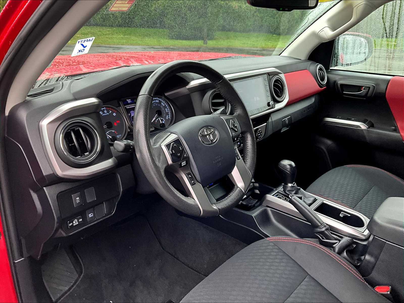 2020 Toyota Tacoma SR5 - Photo 8