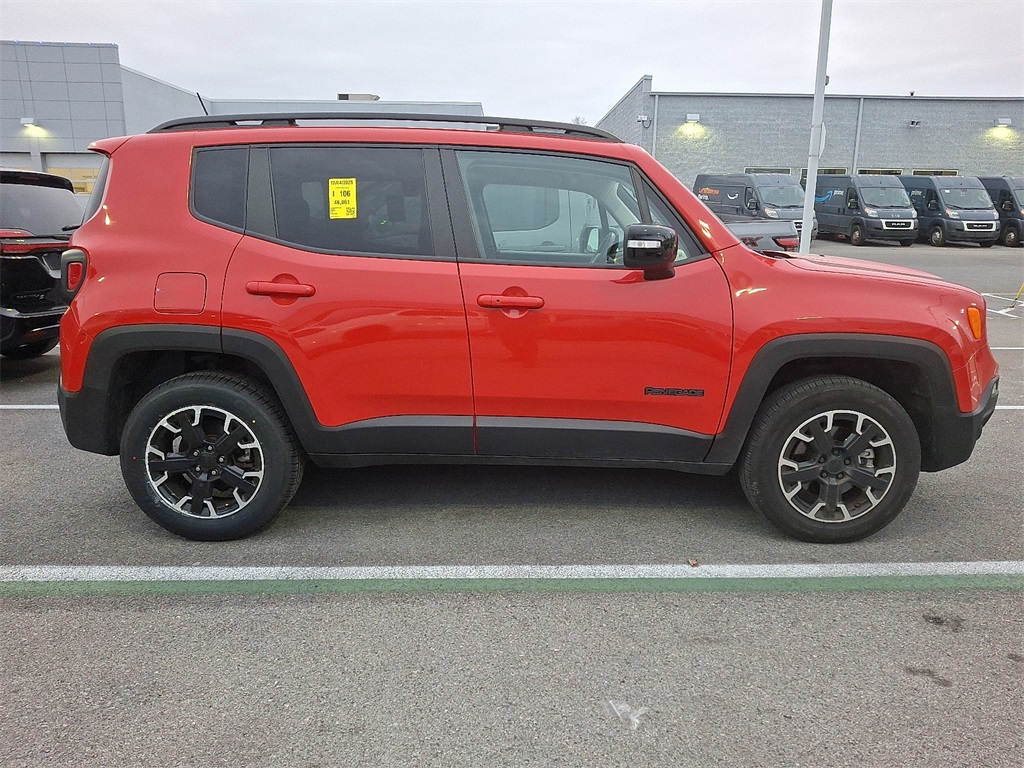2023 Jeep Renegade  - Photo 7