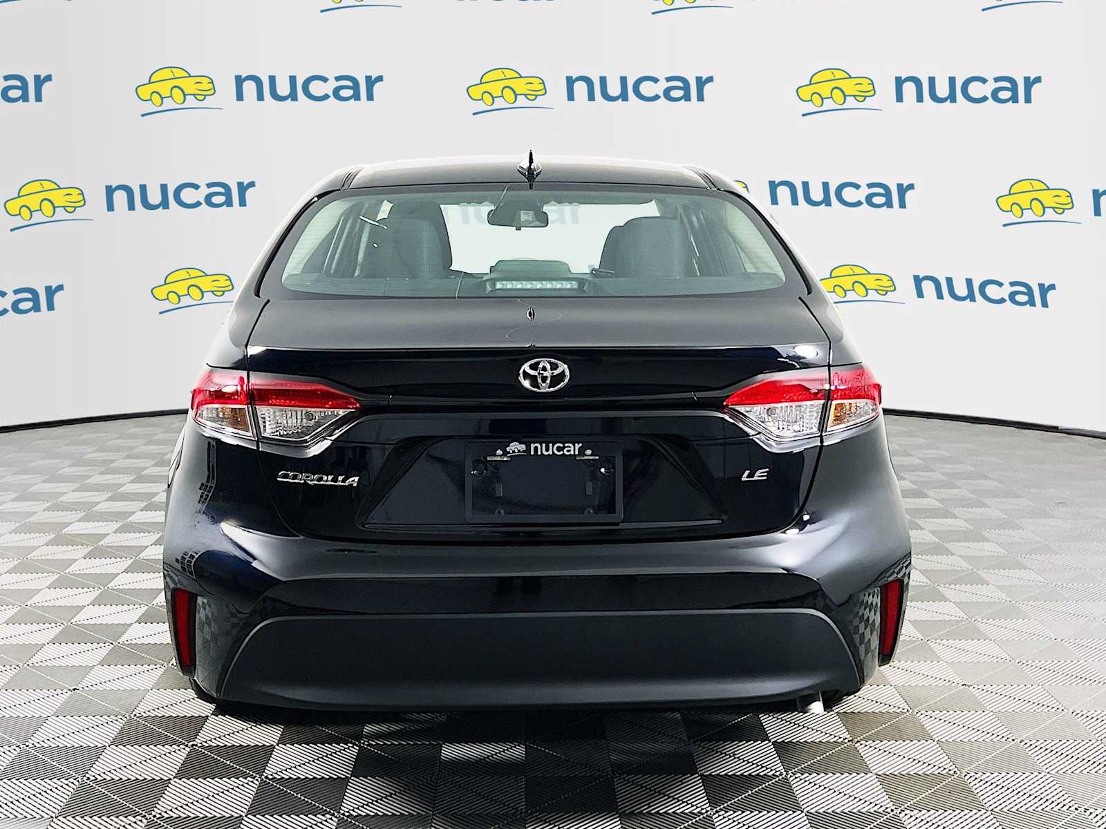 2025 Toyota Corolla LE - Photo 5