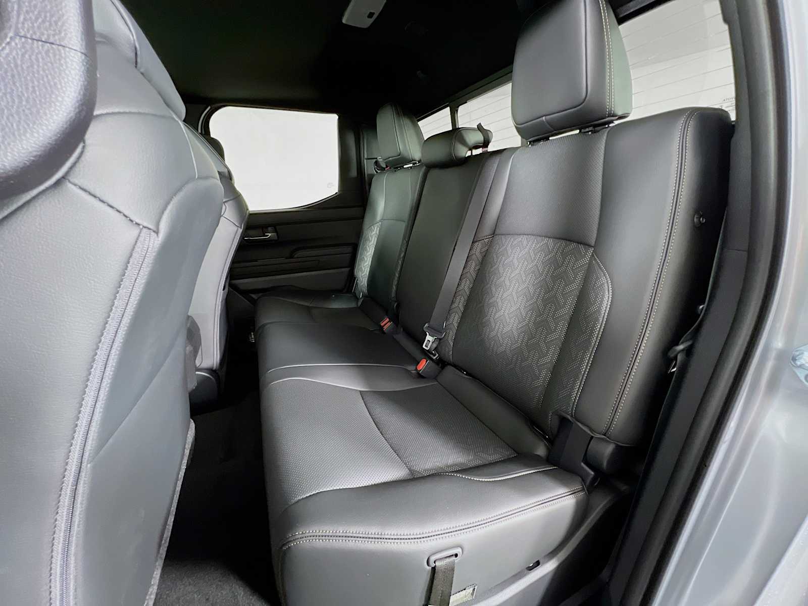 2025 Toyota Tacoma Limited - Photo 13
