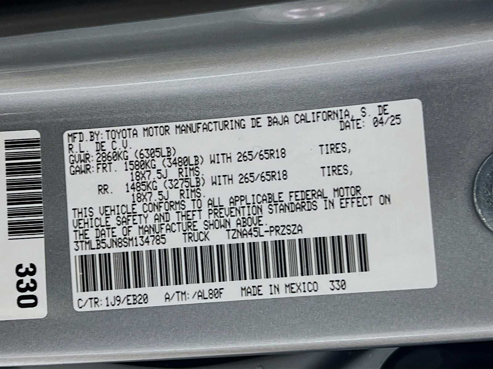 2025 Toyota Tacoma Limited - Photo 19