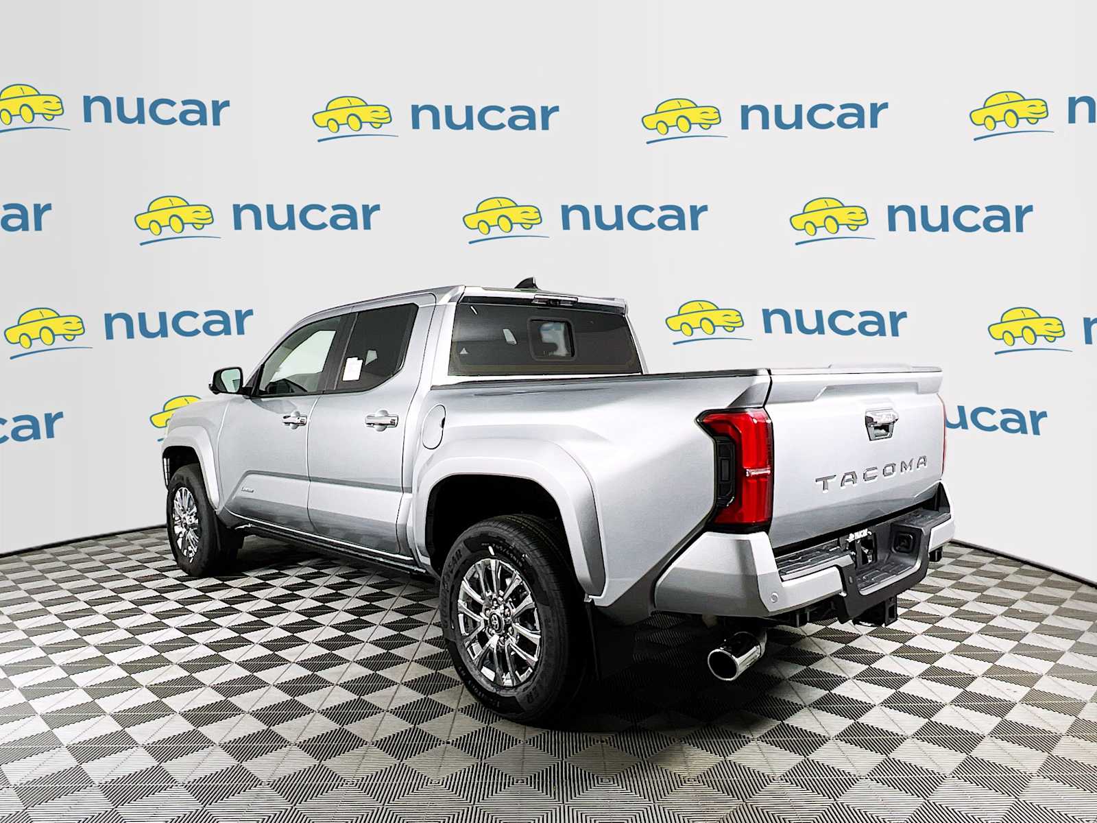 2025 Toyota Tacoma Limited - Photo 4