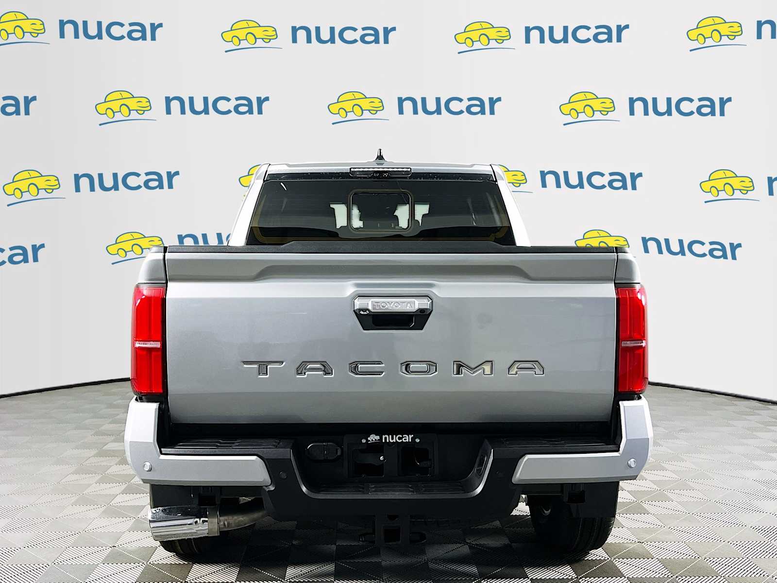 2025 Toyota Tacoma Limited - Photo 5