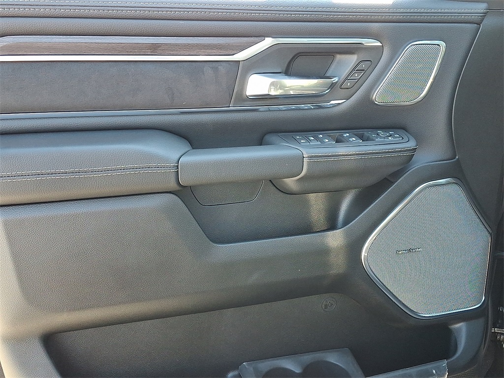 2026 Ram 1500 Laramie - Photo 8