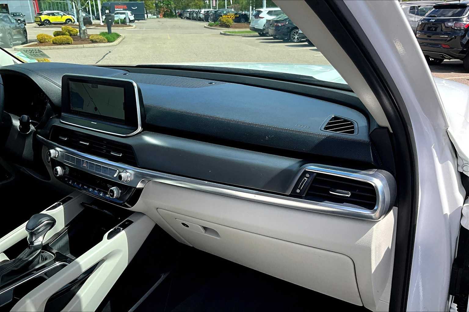 2022 Kia Telluride S - Photo 13