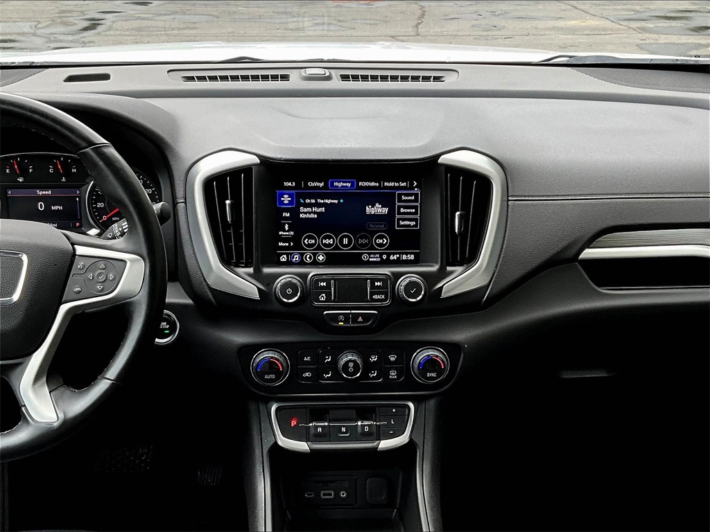 2023 GMC Terrain SLT - Photo 18