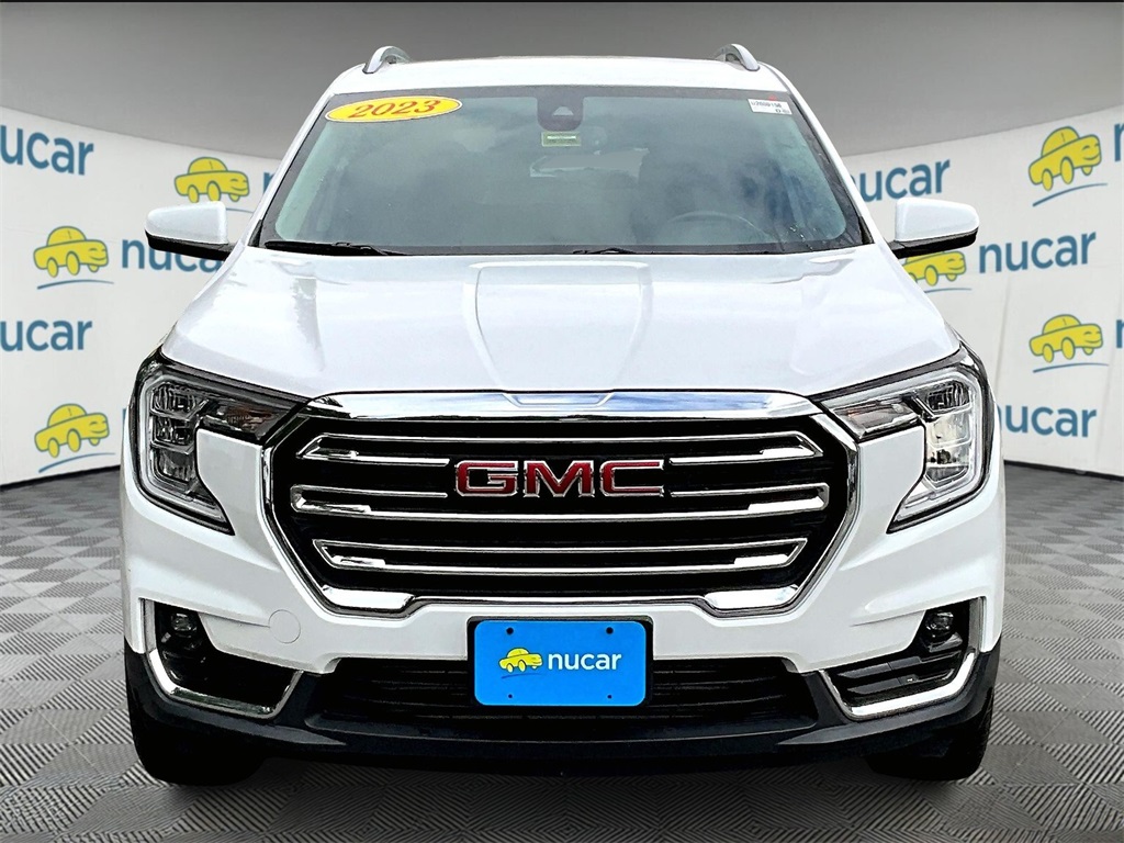 2023 GMC Terrain SLT - Photo 2