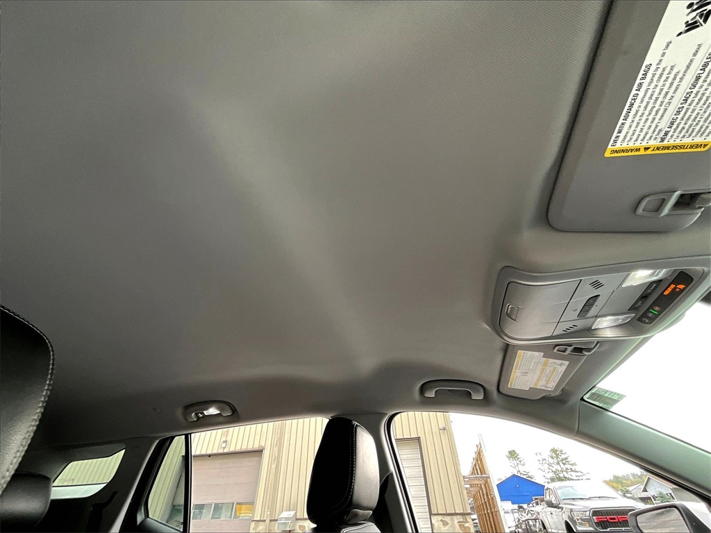 2023 GMC Terrain SLT - Photo 22