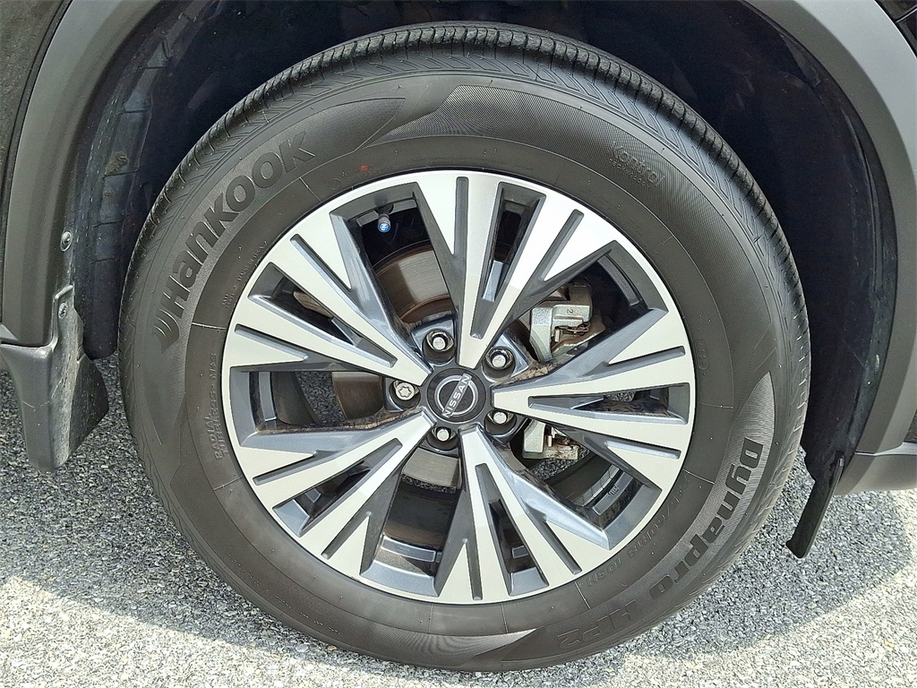 2023 Nissan Rogue SV - Photo 8