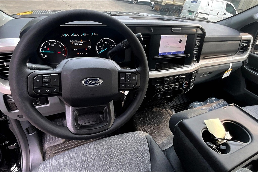 2025 Ford F-350SD XL - Photo 6
