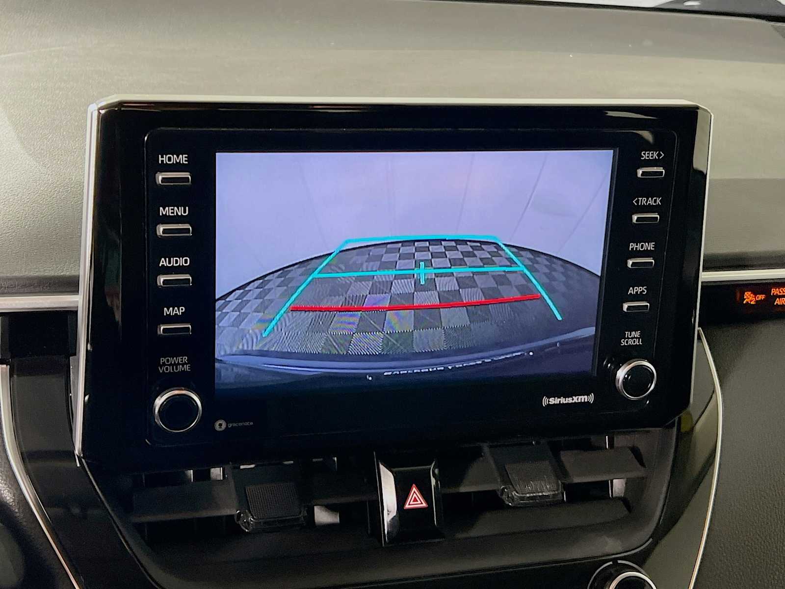 2021 Toyota Corolla LE - Photo 13