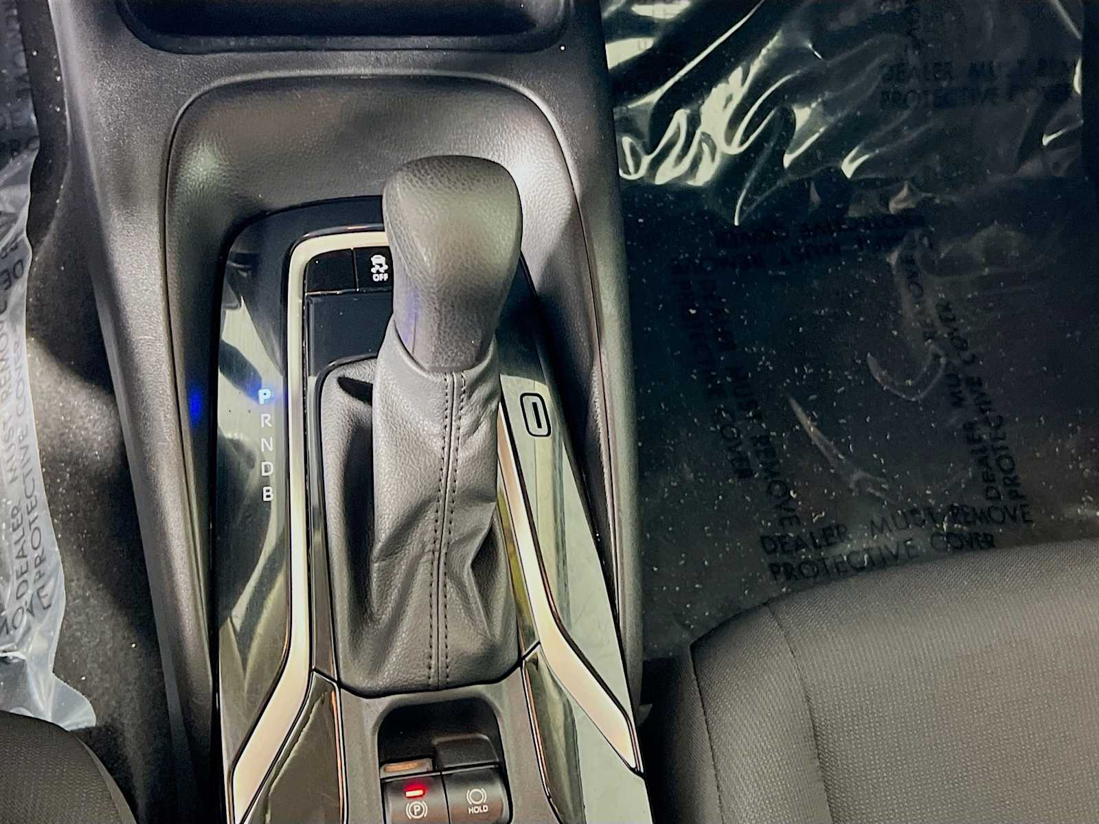 2021 Toyota Corolla LE - Photo 16