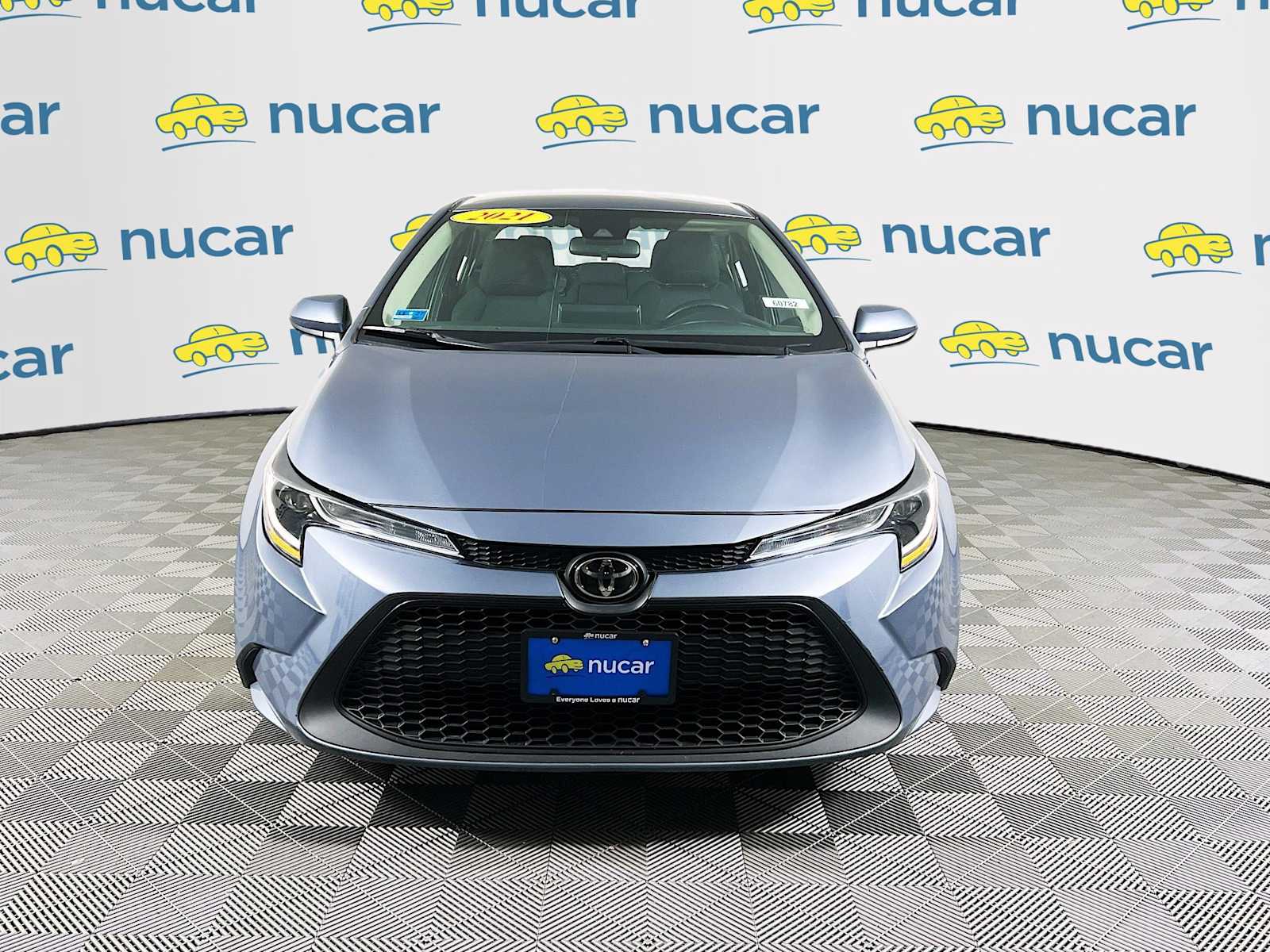 2021 Toyota Corolla LE - Photo 2