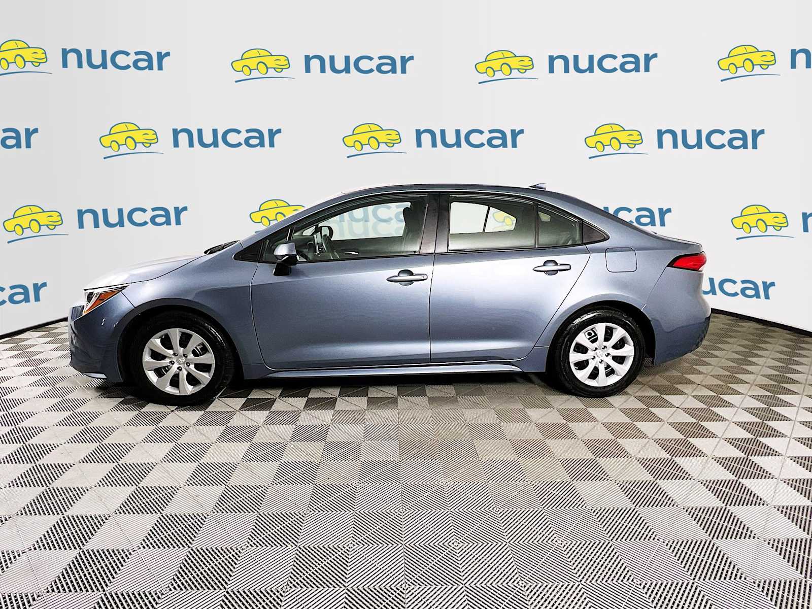 2021 Toyota Corolla LE - Photo 4