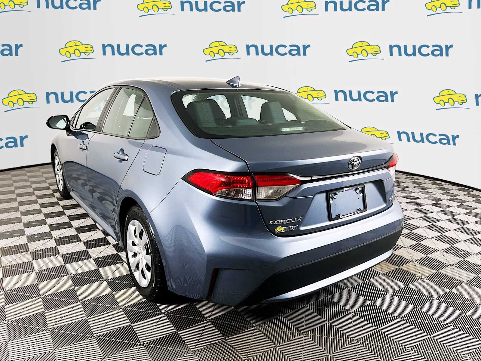 2021 Toyota Corolla LE - Photo 5