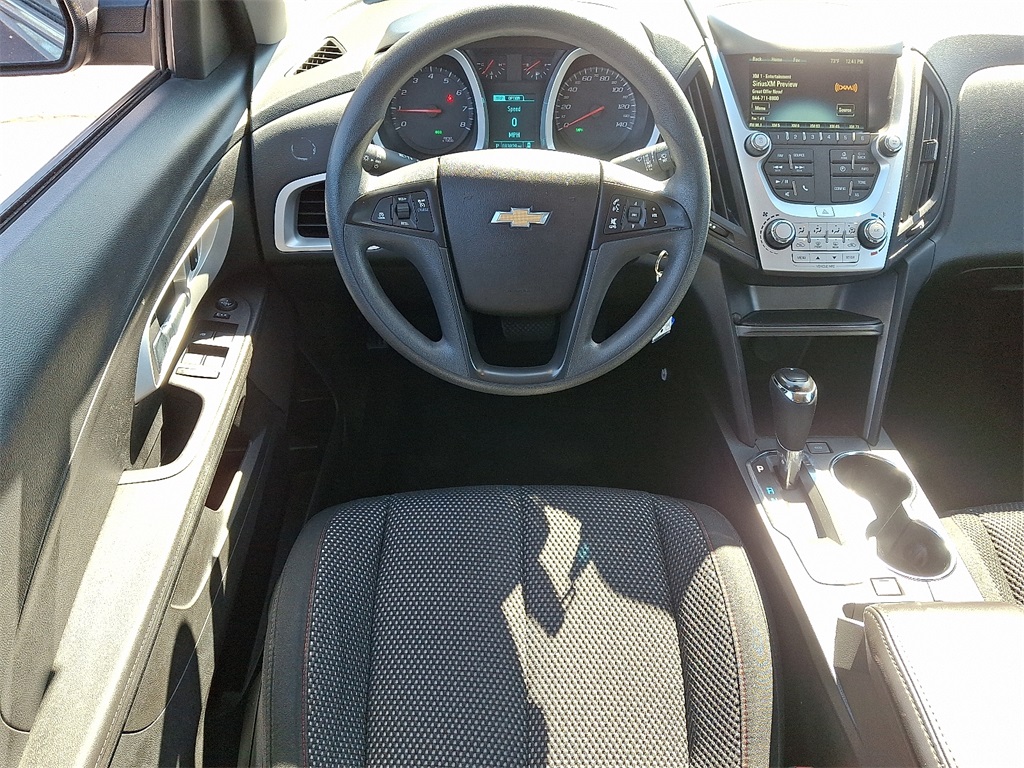 2017 Chevrolet Equinox LS - Photo 12