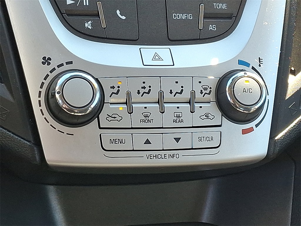 2017 Chevrolet Equinox LS - Photo 17