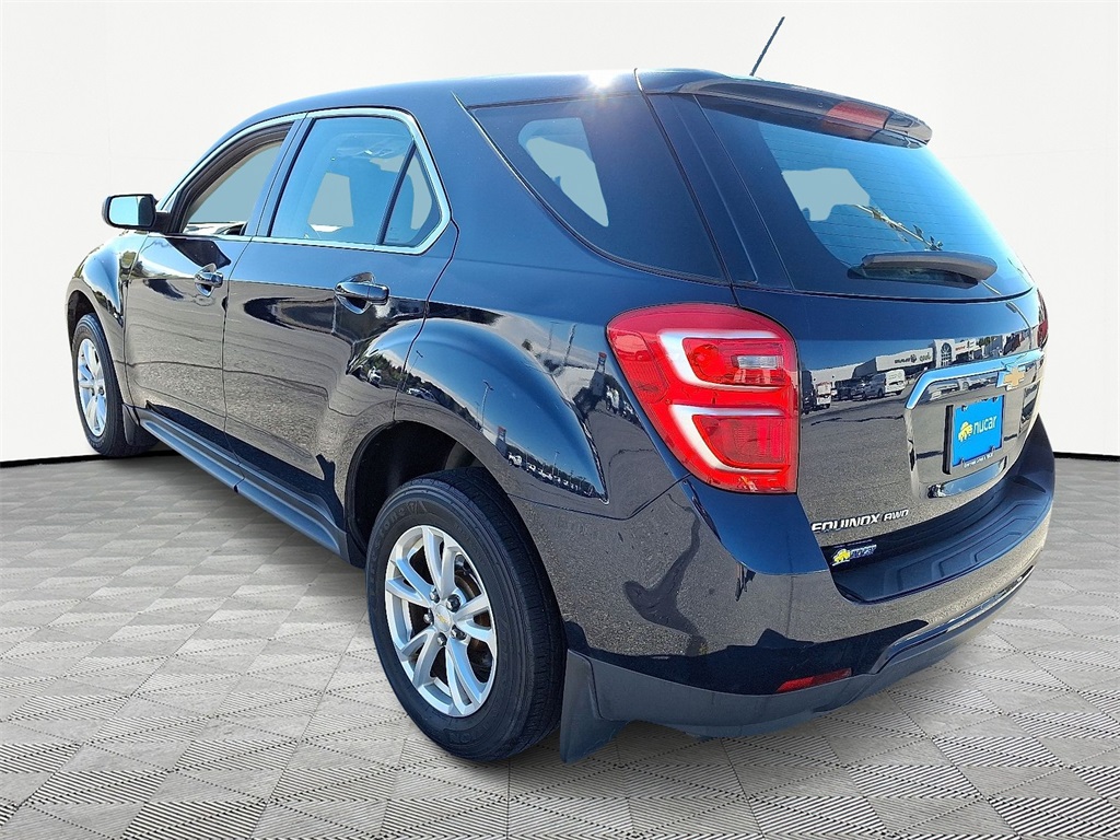 2017 Chevrolet Equinox LS - Photo 5