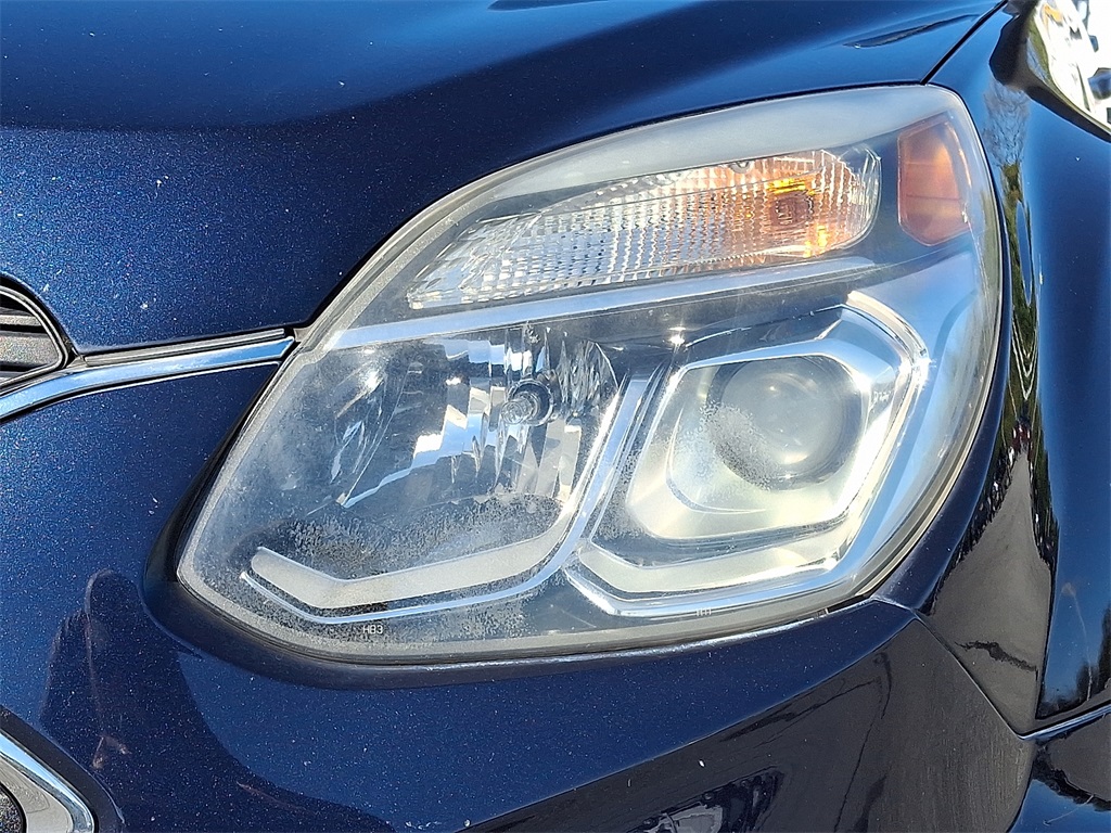 2017 Chevrolet Equinox LS - Photo 10