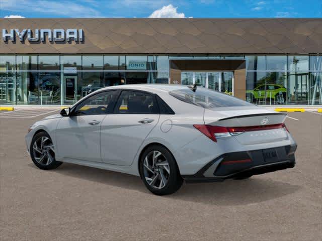 2025 Hyundai Elantra SEL Sport - Photo 5