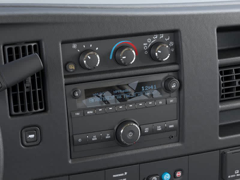 2025 Chevrolet Express  - Photo 20