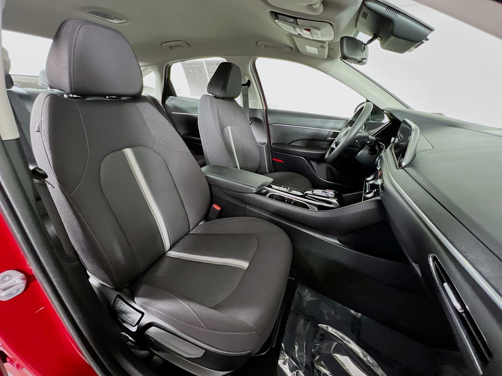 2023 Hyundai Sonata SEL - Photo 28