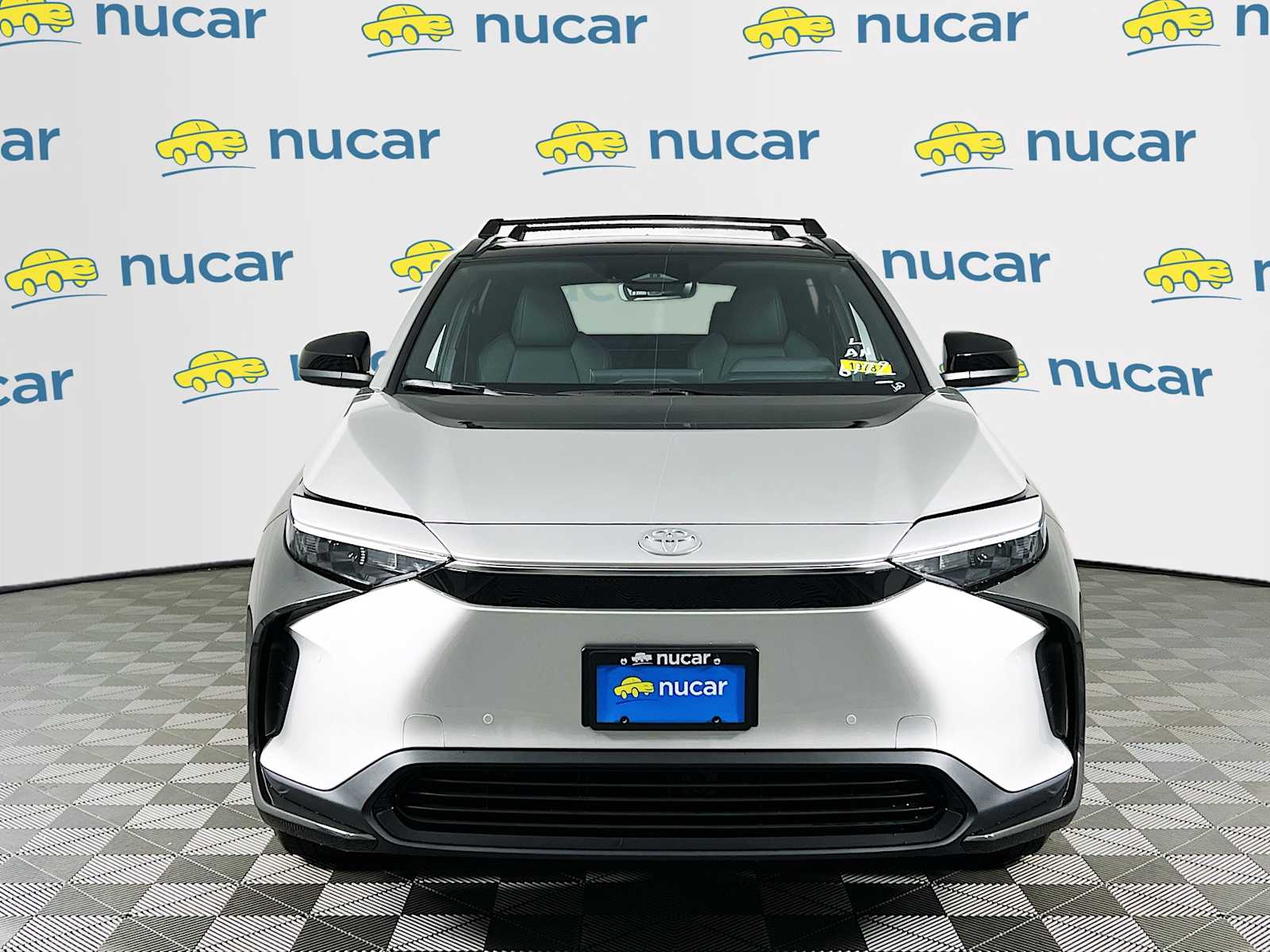 2025 Toyota bZ4X XLE - Photo 2