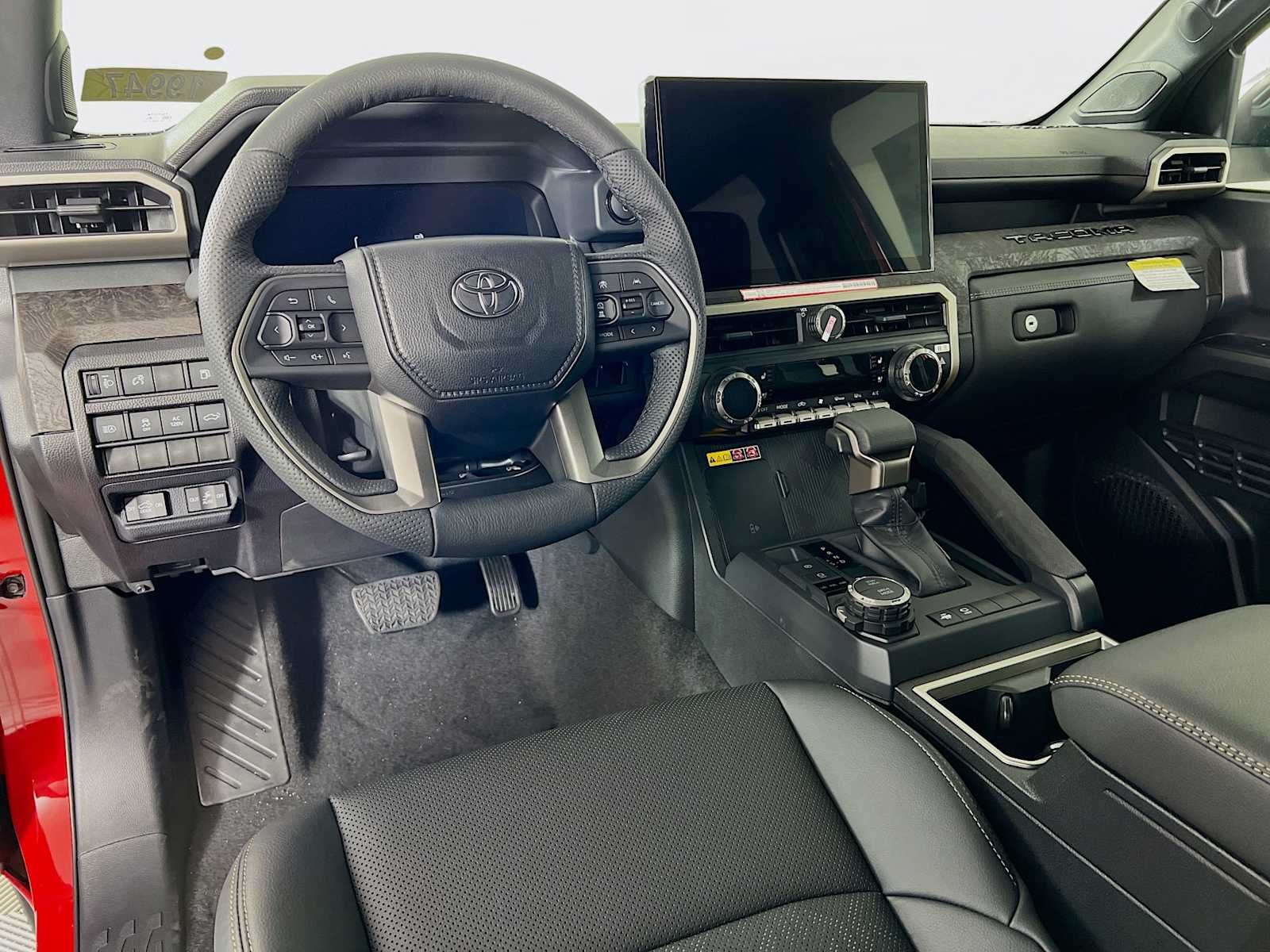 2025 Toyota Tacoma Limited Hybrid - Photo 6