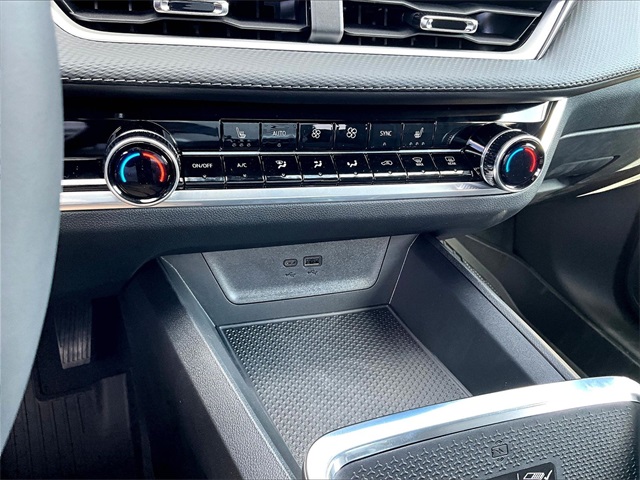 2026 Chevrolet Equinox LT - Photo 15