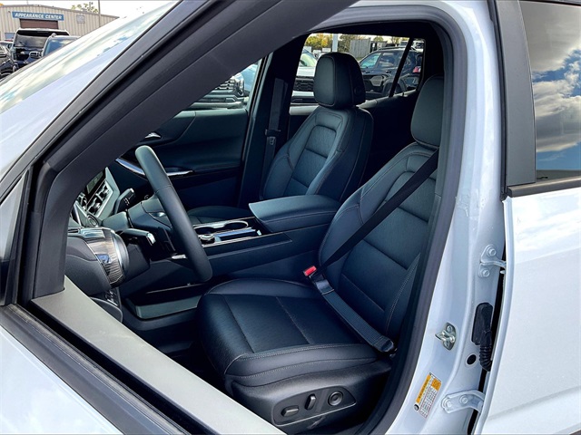 2026 Chevrolet Equinox LT - Photo 9