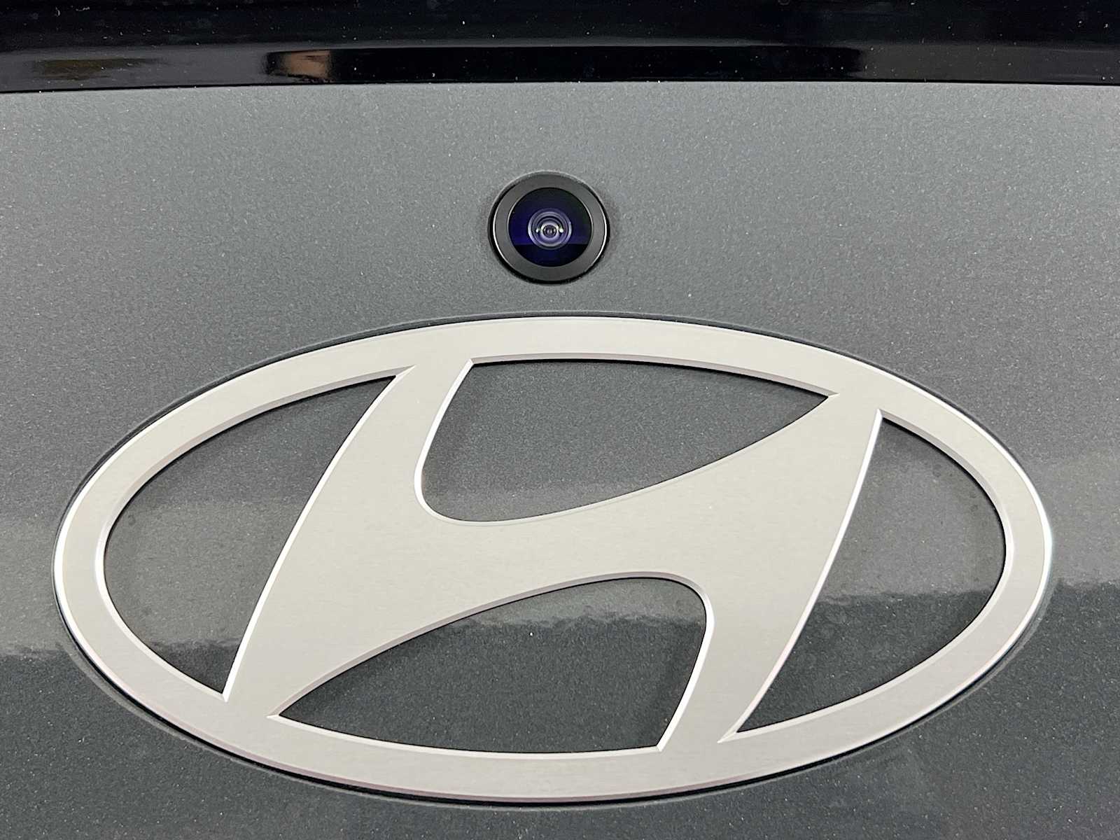 2025 Hyundai Elantra SEL Sport - Photo 17