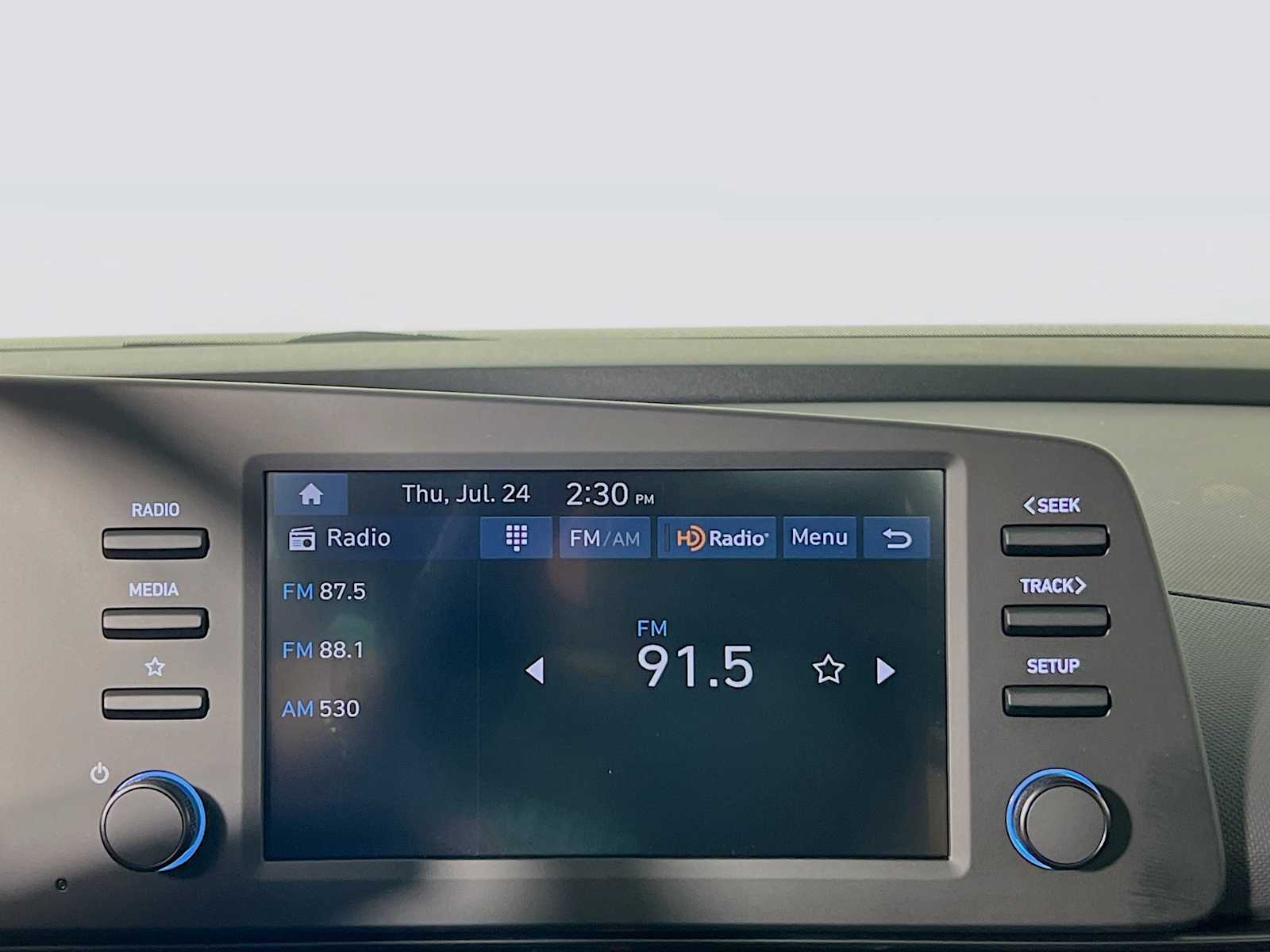 2025 Hyundai Elantra SEL Sport - Photo 8