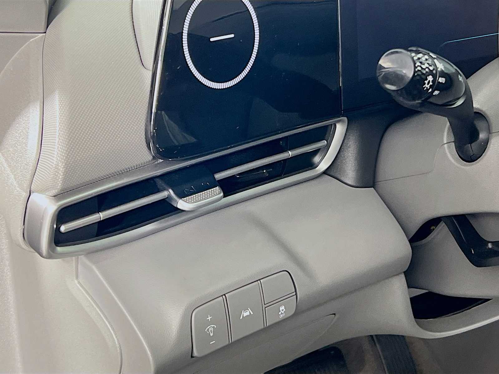 2023 Hyundai Elantra SEL - Photo 10