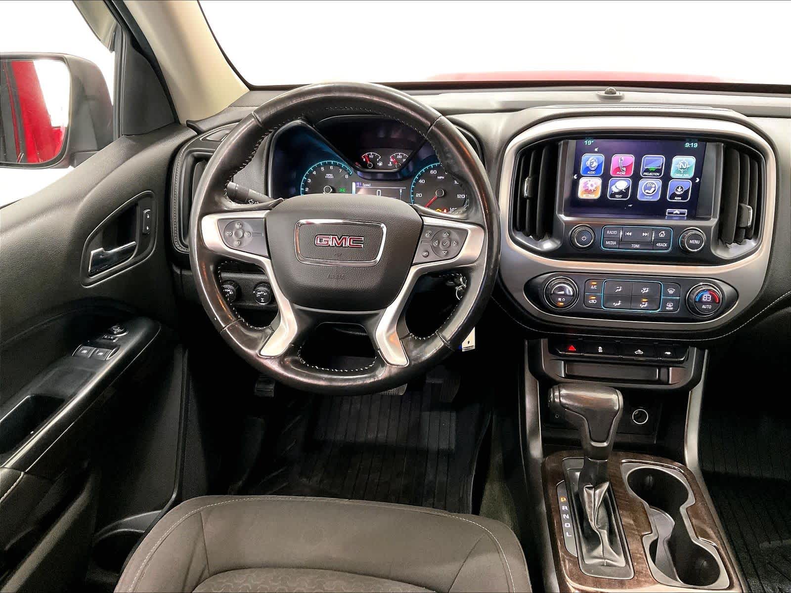 2017 GMC Canyon 4WD SLE - Photo 17