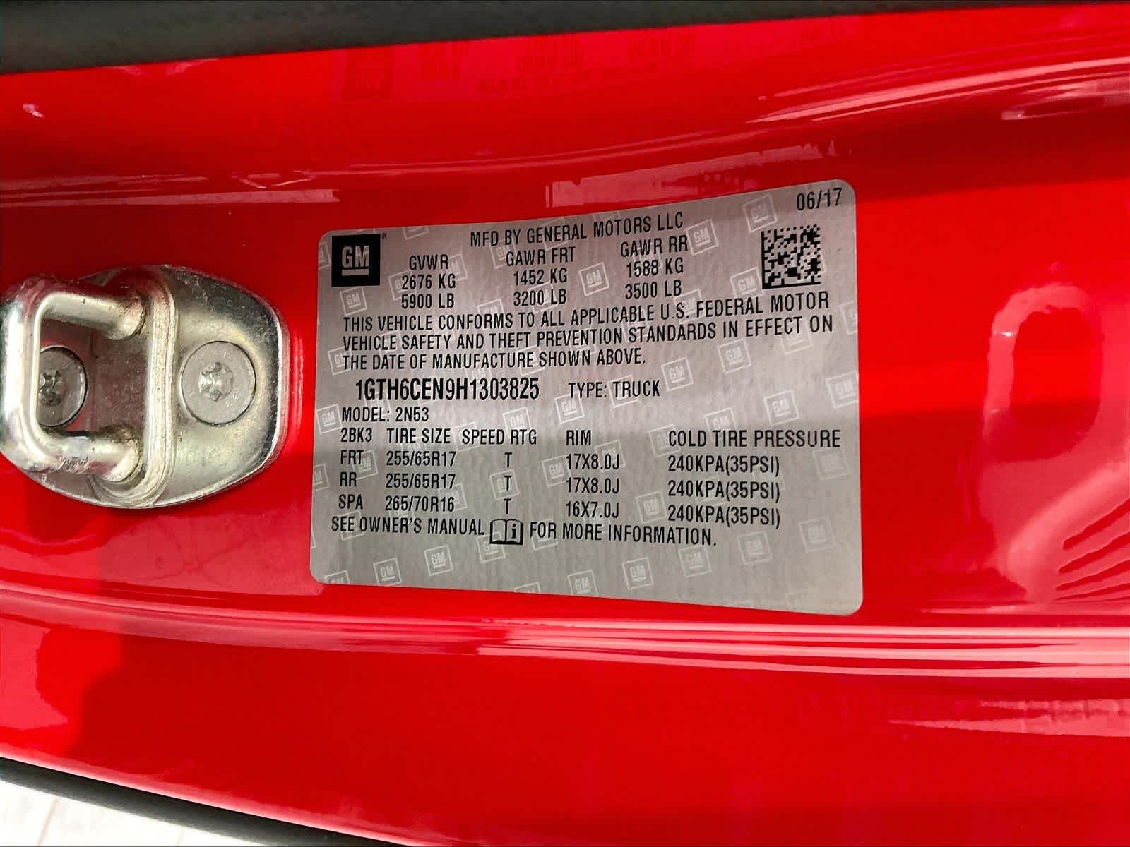 2017 GMC Canyon 4WD SLE - Photo 36