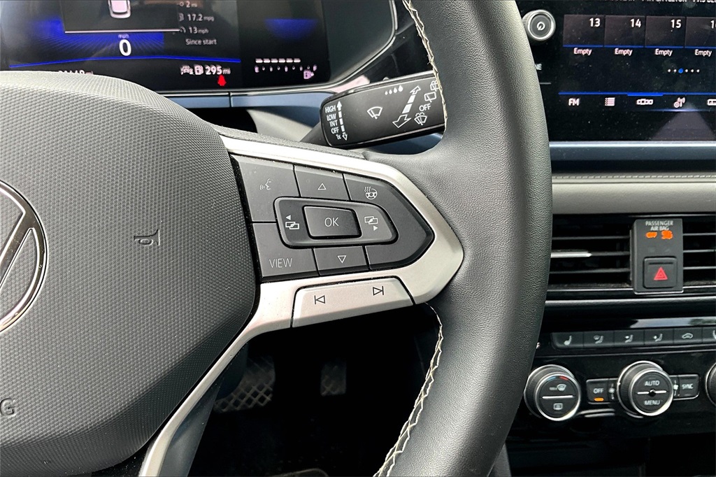 2024 Volkswagen Taos 1.5T SE - Photo 23
