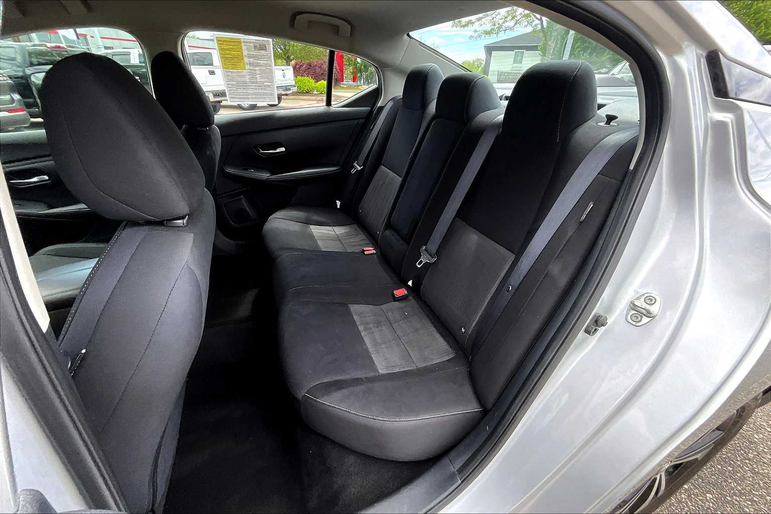 2022 Nissan Sentra SV - Photo 15