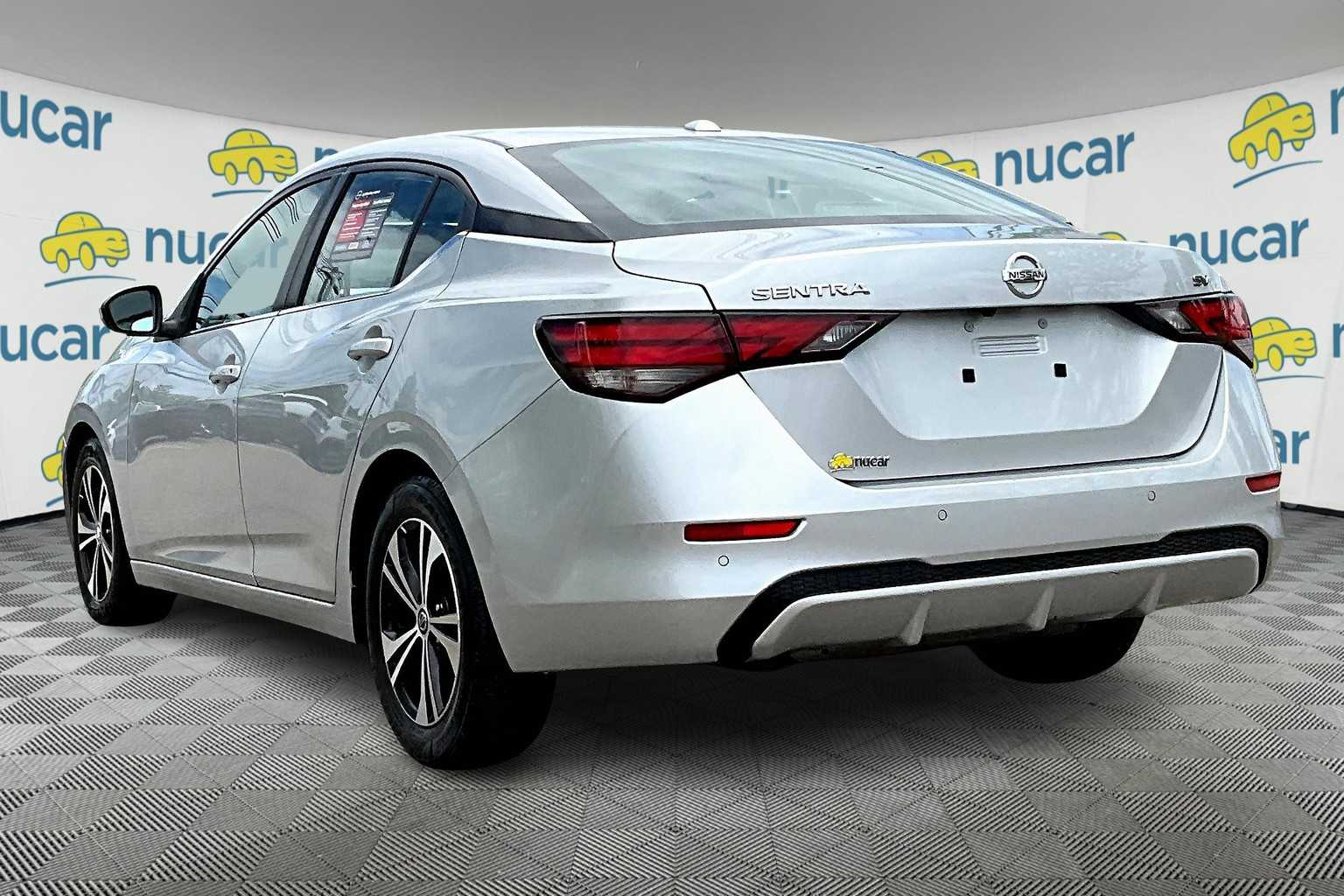 2022 Nissan Sentra SV - Photo 4