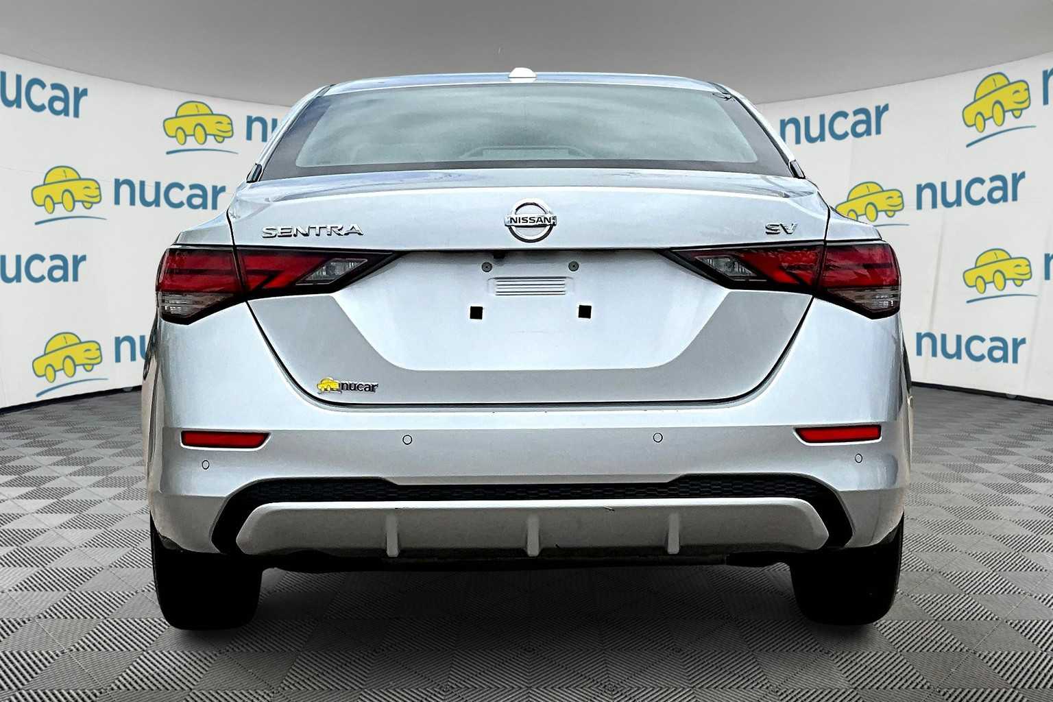 2022 Nissan Sentra SV - Photo 5