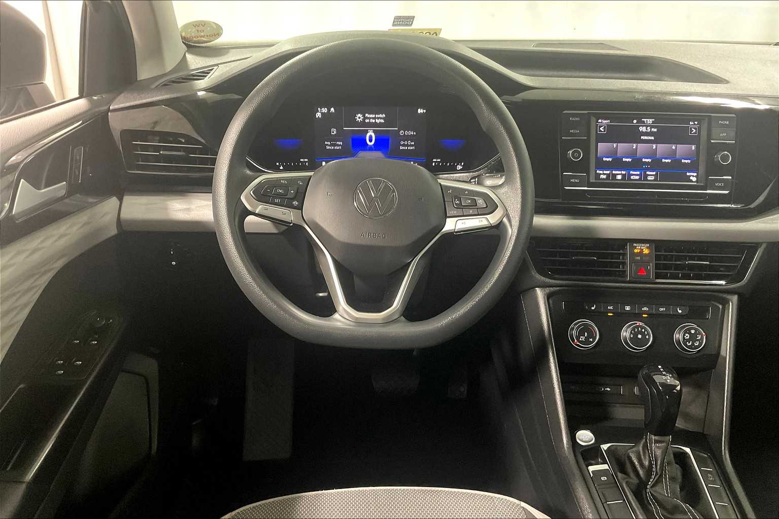 2022 Volkswagen Taos S - Photo 18