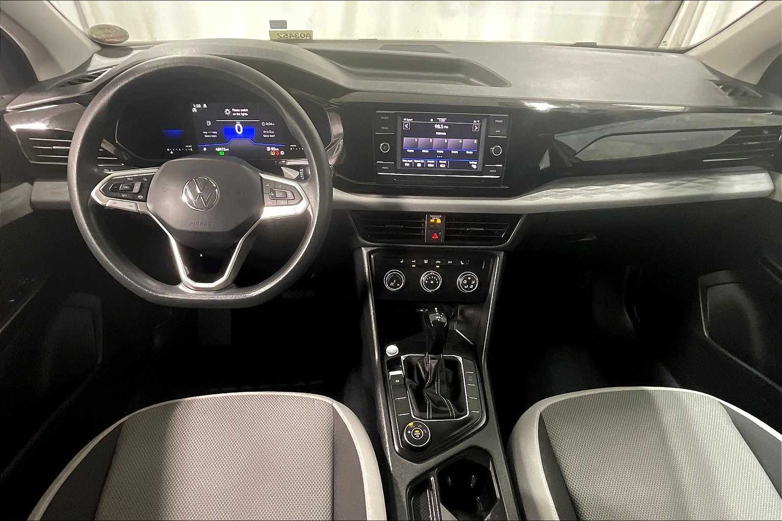 2022 Volkswagen Taos S - Photo 22