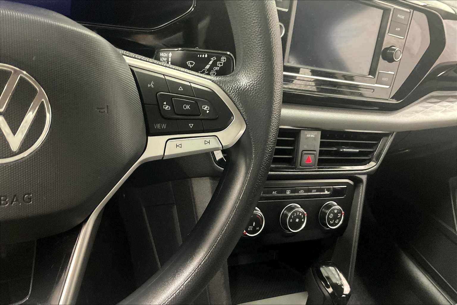2022 Volkswagen Taos S - Photo 24