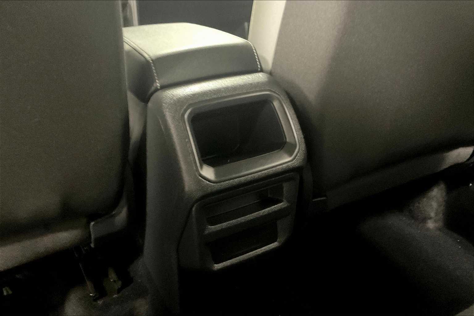 2022 Volkswagen Taos S - Photo 28