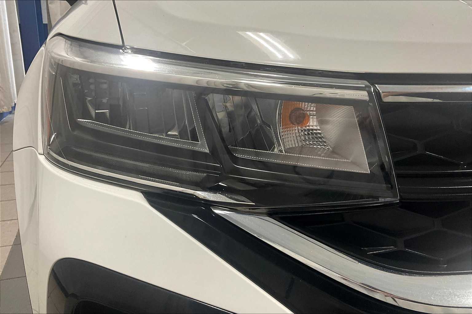 2022 Volkswagen Taos S - Photo 33