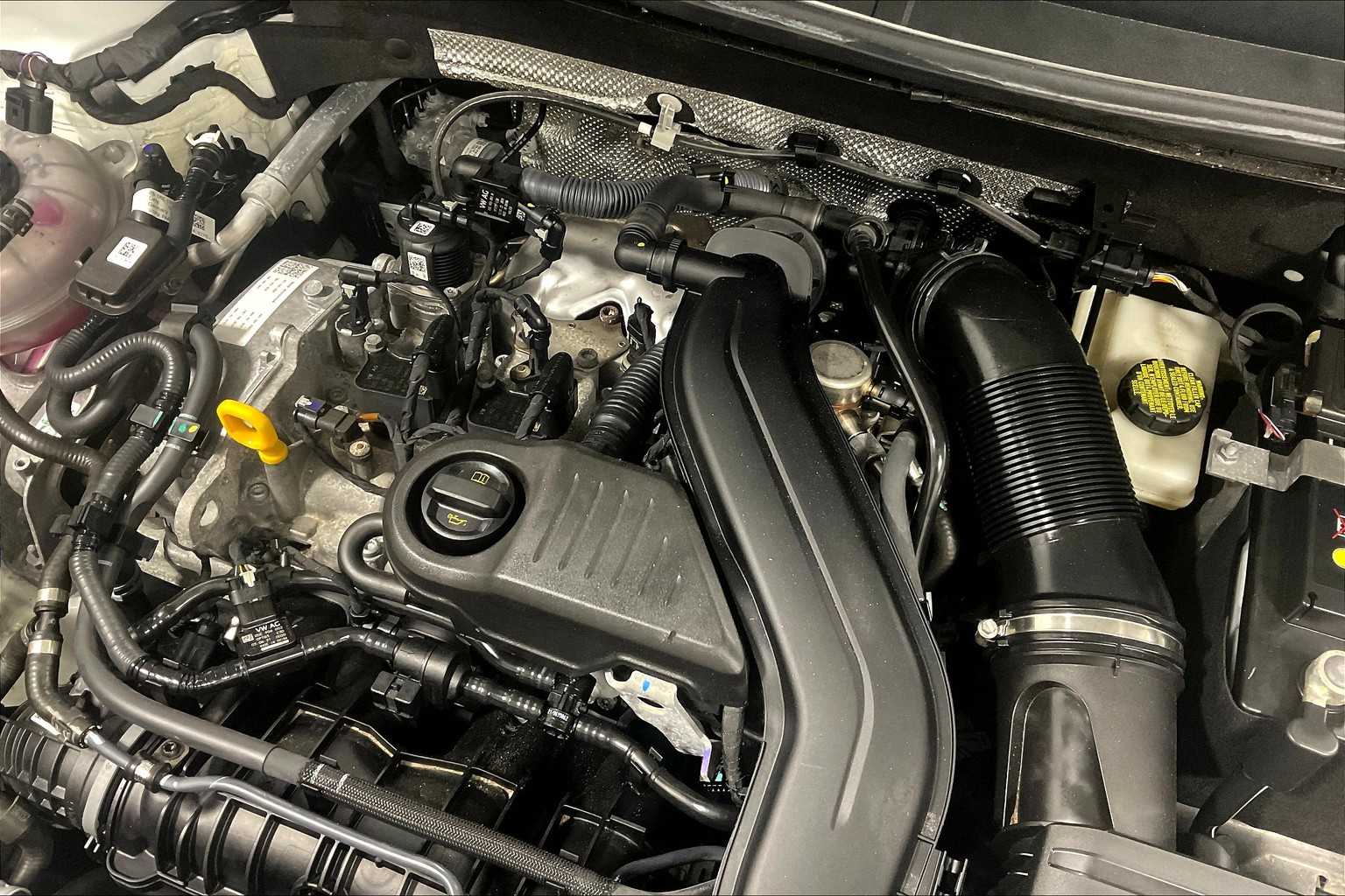 2022 Volkswagen Taos S - Photo 35