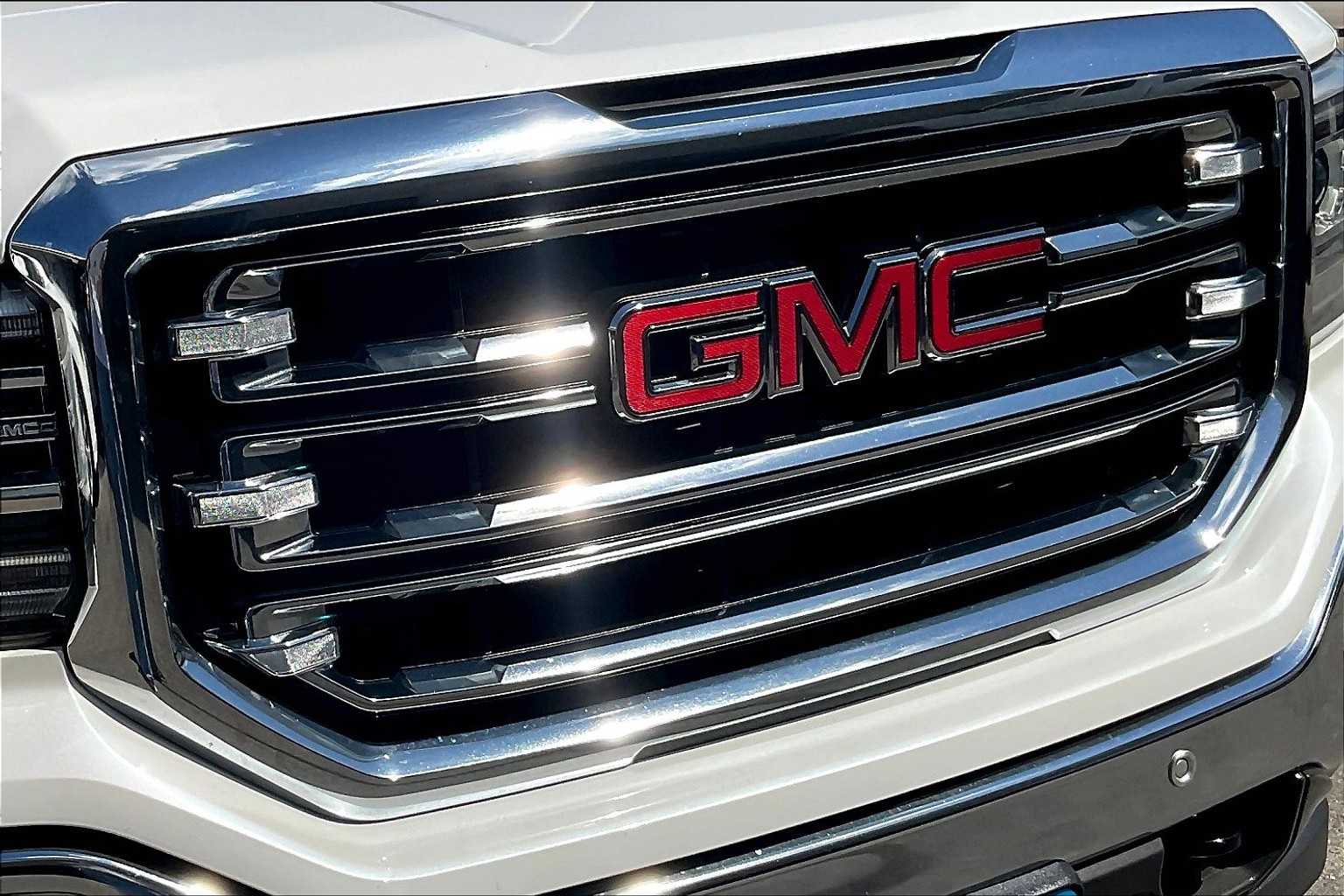 2017 GMC Sierra 1500 SLT - Photo 31