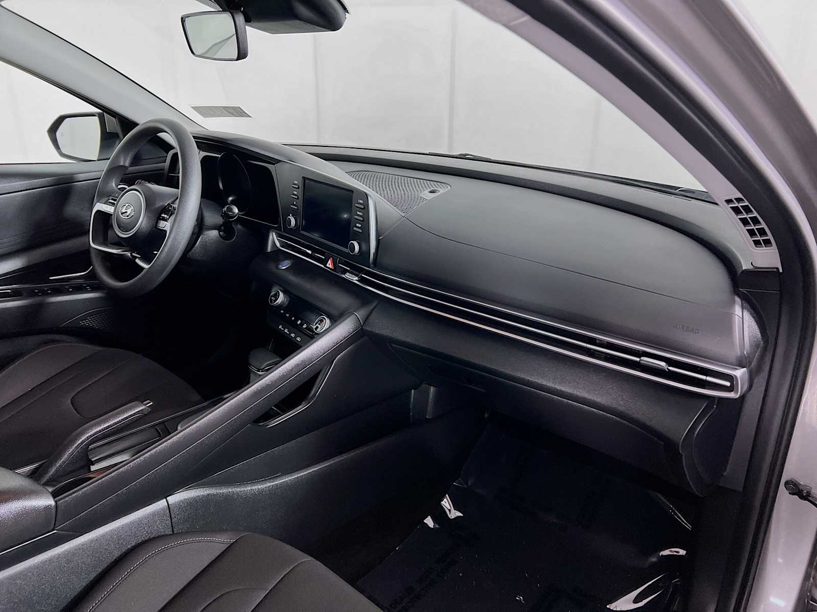 2023 Hyundai Elantra SEL - Photo 27